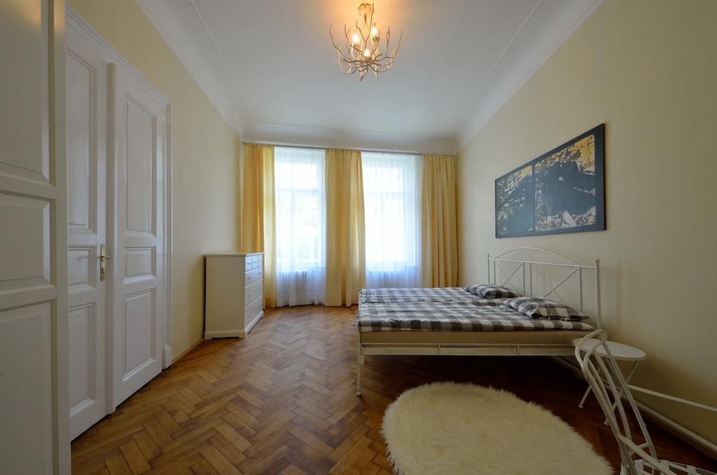 Parizska 1 Appartamento